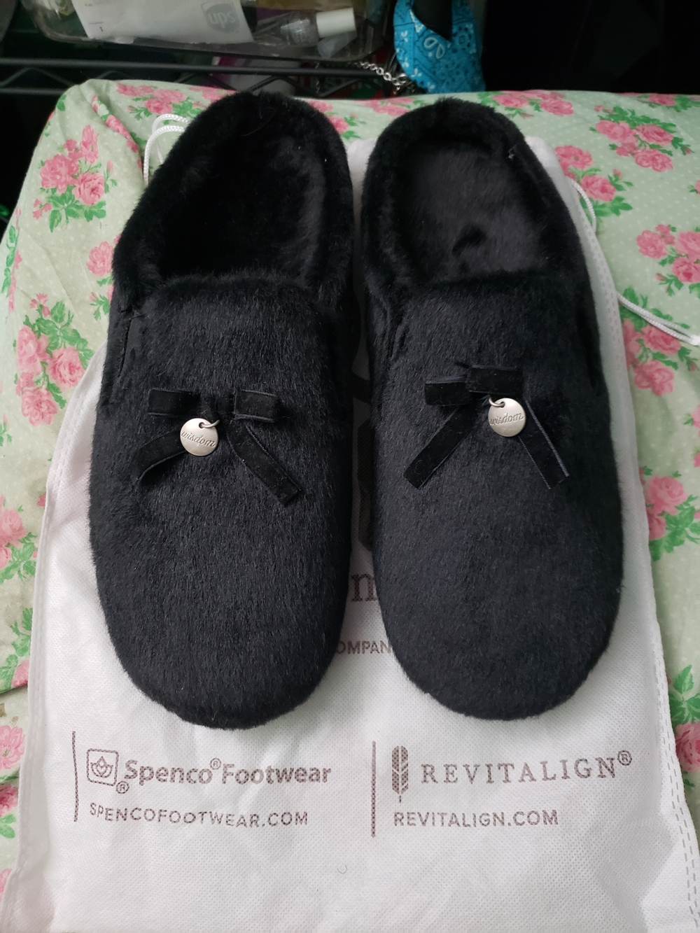 Spenco Revitalign Black Hope Furry Slip-On Slippers 11w